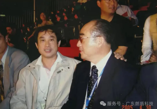 纪实：一场乒乓球教学，连接起朗盾人与运动的美好时光